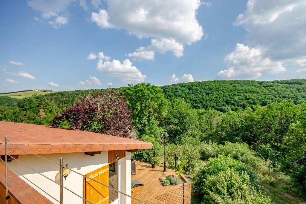 Gite Du Mont Plaisir Villa Chouvigny ภายนอก รูปภาพ