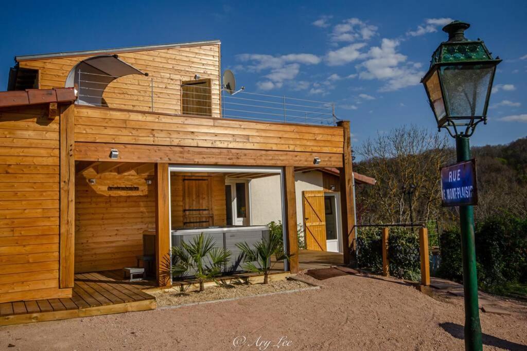 Gite Du Mont Plaisir Villa Chouvigny ภายนอก รูปภาพ
